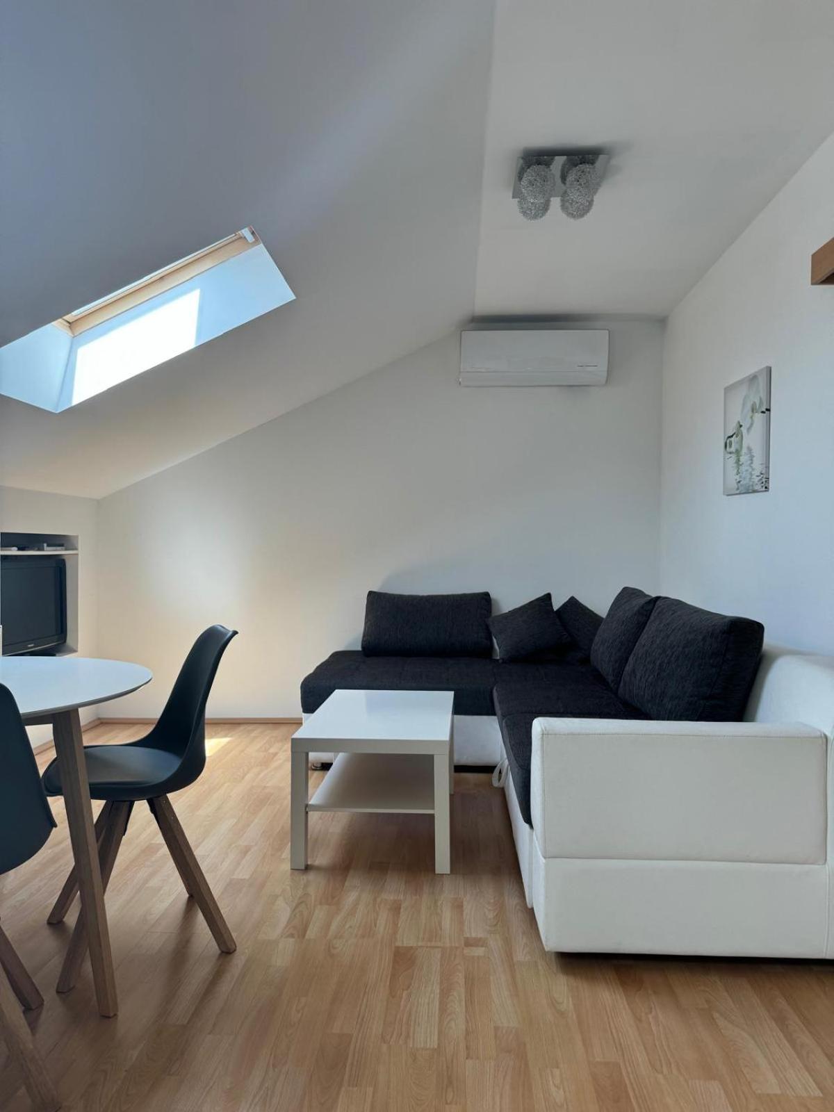 Haus Ella * Novi Vinodolski